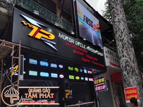 Thi công bảng hiệu công ty, cửa hàng giá rẻ