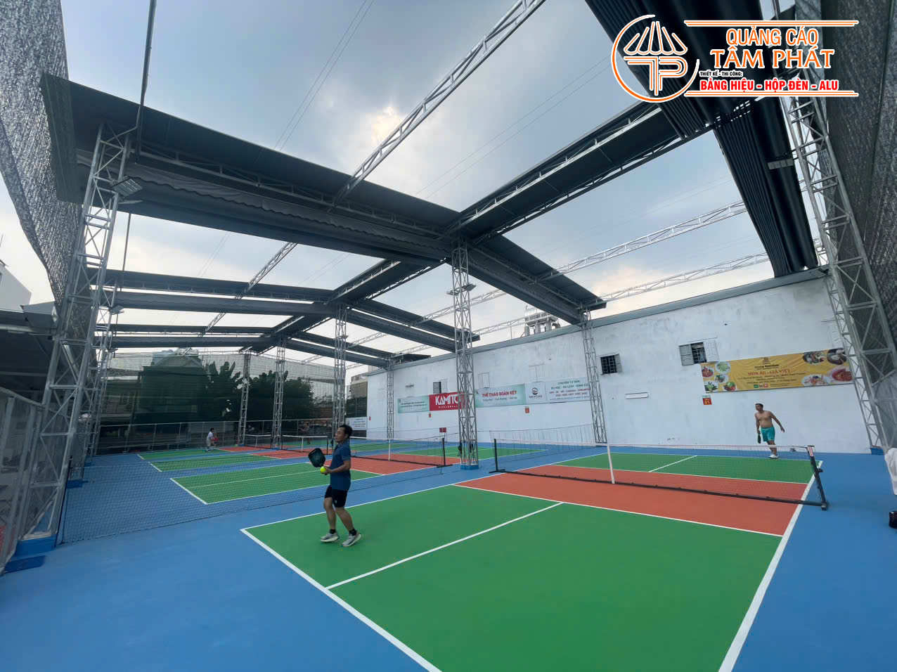 Lắp đặt mái bạt che di động sân Pickleball Biên Hòa - Đồng Nai