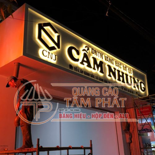 Làm bảng hiệu hộp đèn giá rẻ